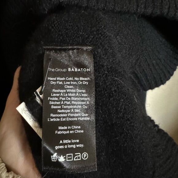 Aritzia The Group by Babaton Plutarch‎ Sweater Sz Medium in Black Turtleneck - Picture 7 of 9